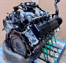 Load image into Gallery viewer, Ford 6.8L V10 Complete Engine VIN S E350 E450