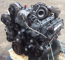 Load image into Gallery viewer, FORD DIESEL 6.0 ENGINE NOTHING STRIPPED OFF *COMPLETE DROP IN*
